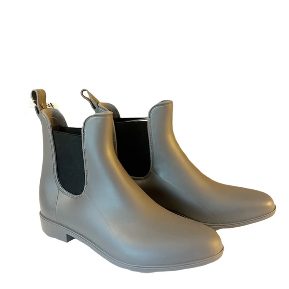 Capelli Chelsea Flat Rain Boots Slip-on Ankle Booties Taupe Gray Size 10 - Picture 10 of 10